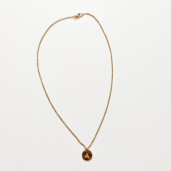 Letter A Circle Pendant Gold-plated Necklace - Picture 3 of 10